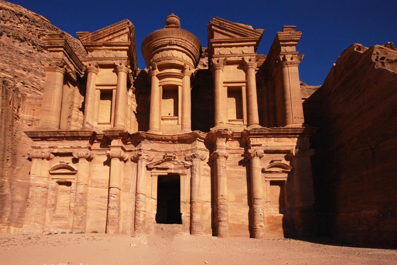Little Petra Heritage Village ワディ・ムーサ エクステリア 写真