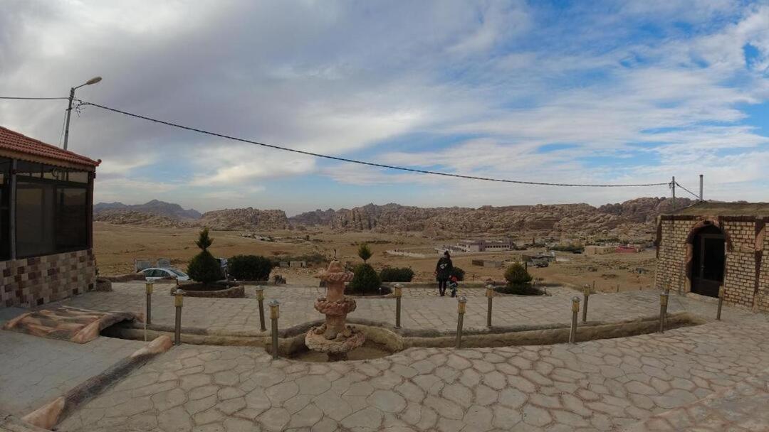 Little Petra Heritage Village ワディ・ムーサ エクステリア 写真